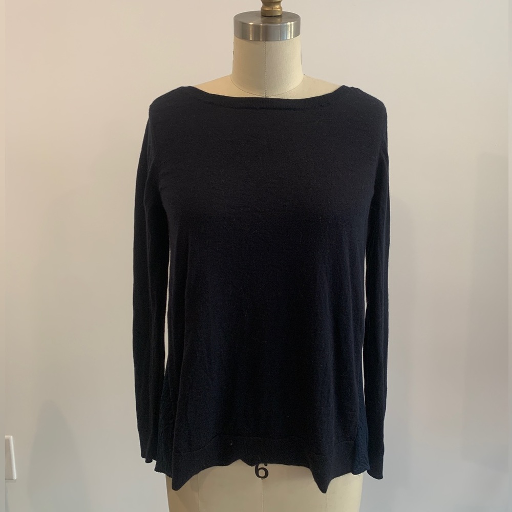 Navy 100% wool+silk sweater, silk at back layer